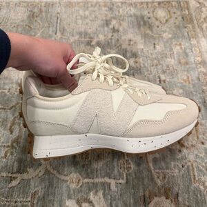 New Balance 337 Sneakers Cream size 9